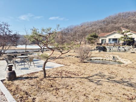 덕현목장은 청결하고 아름다운 목장으로 소비자 인식개선에도 기여하고 있다. 