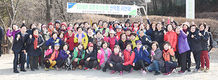 쌓인 피로, 산행으로 ‘훌훌’…축산 홍보도