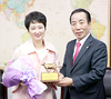 낙육협, 박완주·이언주 국회의원에게 감사패 전달