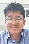 <새의자> 김성룡 충주시 축산과장