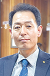 <새의자> 남해축협 김성찬 조합장