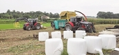 농가 고충 덜어주는 조사료 수확 대행