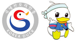 왼쪽부터 CI부문, 캐릭터 부문 대상작.