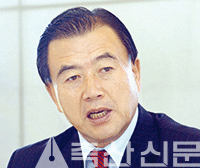 우유 줄이고 망고주스 늘리고…  ‘얼빠진 군 급식’