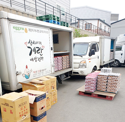 수량만 맞춰 납품을 했던 과거와 달리, 거래처별로 분류해 작업을 하다보니, 상차시간만 두배 가량이 더 늘어났다.